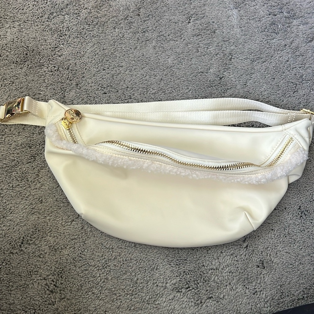 stoney clover lane cozy collection jumbo fanny pack.